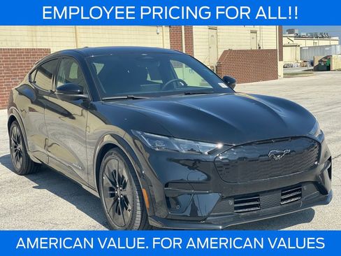 New 2026 Ford Mustang Mach-E GT AWD/4WD image 7