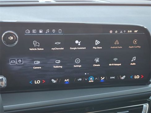 New 2026 Chevrolet Traverse LT w/ Sun and Wheel Package image 13