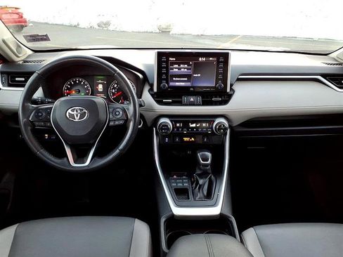 Used 2019 Toyota RAV4 XLE Premium w/ Cold Weather Package image 22