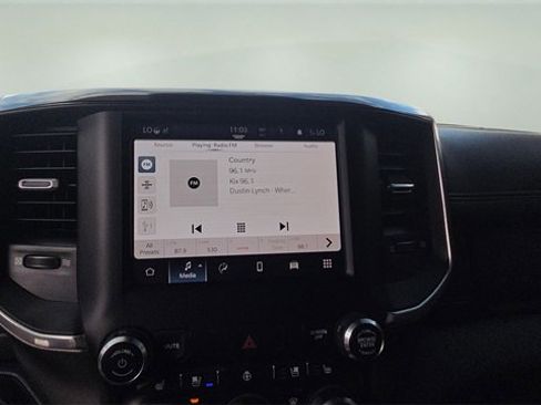 Used 2022 RAM 1500 Laramie w/ Sport Appearance Package image 10