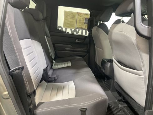 Used 2024 Toyota Tacoma TRD Sport w/ TRD Sport Upgrade Package image 16