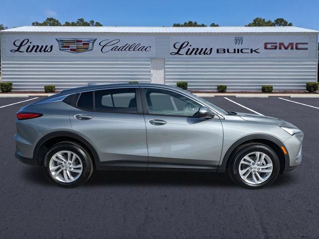New 2026 Buick Envista Preferred w/ Convenience II Package FWD image 3