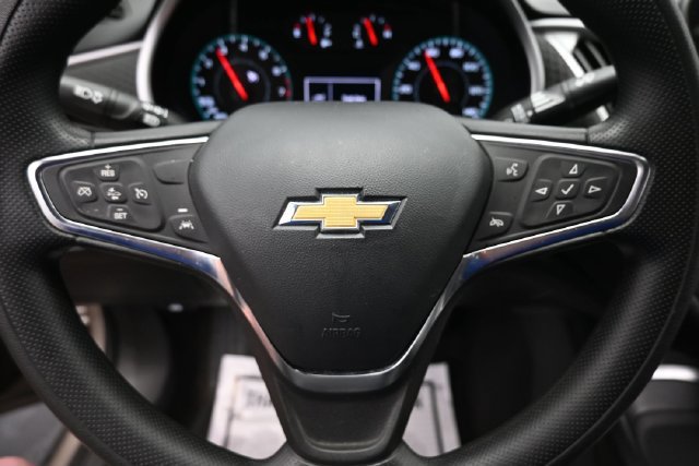 Used 2025 Chevrolet Malibu LT FWD image 15