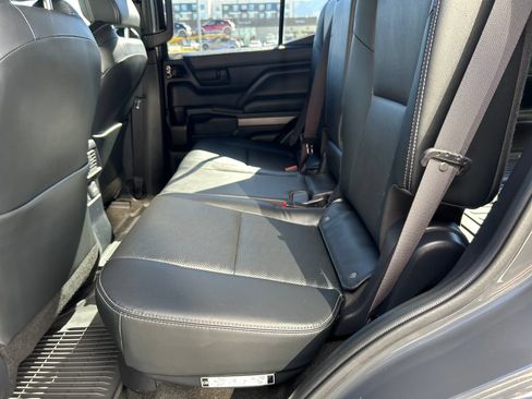 Certified 2025 Toyota 4Runner TRD Off-Road Premium AWD/4WD image 26