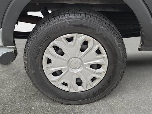 Used 2024 Ford Transit 250 Low Roof w/ Exterior Upgrade Package RWD image 26