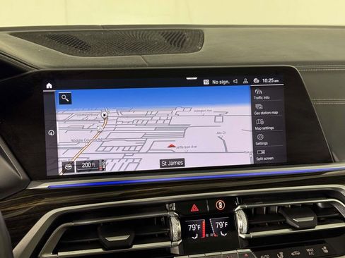 Used 2020 BMW X7 xDrive40i w/ M Sport Package image 27