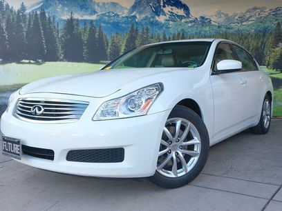 Used 2009 INFINITI G37 Journey w/ Premium Pkg