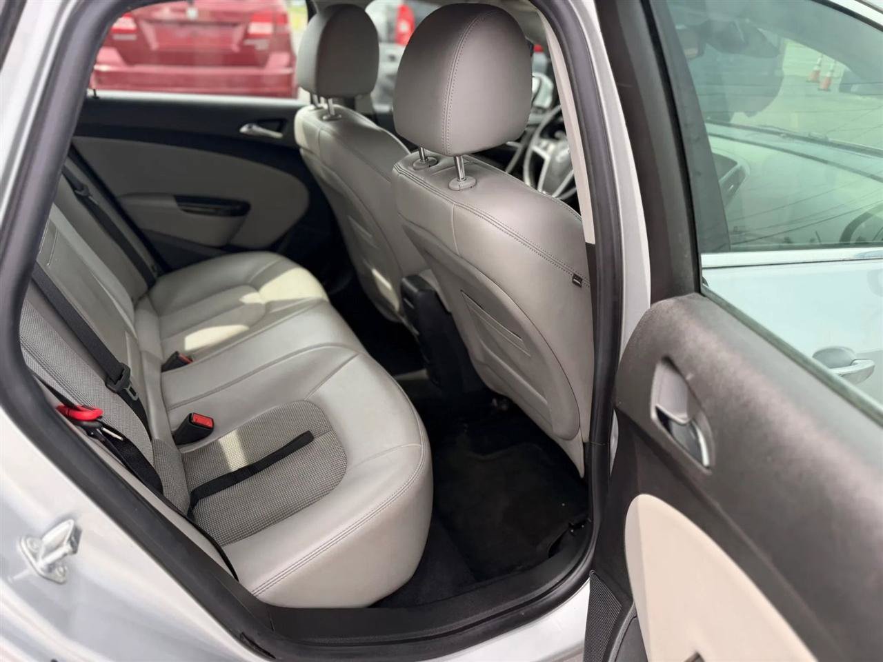 Used 2014 Buick Verano Convenience FWD image 28