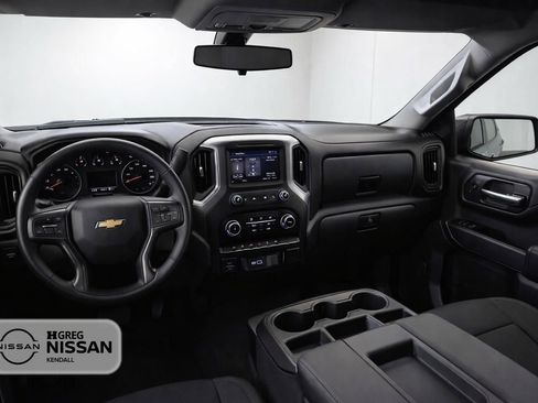 Used 2025 Chevrolet Silverado 1500 Custom RWD image 9