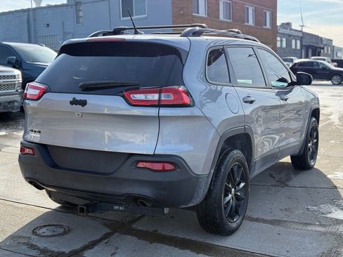 Used 2014 Jeep Cherokee Altitude w/ Cold Weather Group image 6
