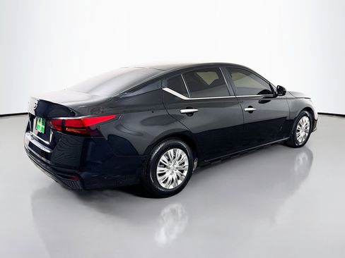 Used 2022 Nissan Altima 2.5 S FWD image 10