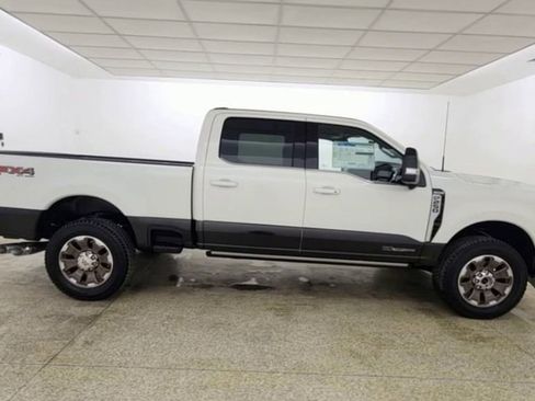 New 2025 Ford F250 King Ranch w/ FX4 Off-Road Package image 9