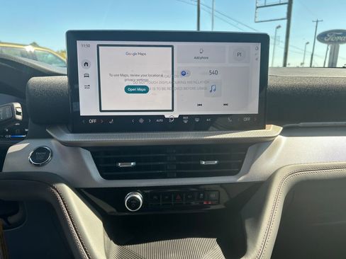 New 2025 Ford Explorer Active image 15