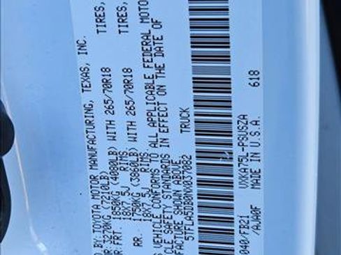 Used 2022 Toyota Tundra SR5 w/ SR5 Convenience Package image 15