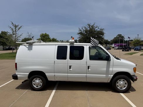 Used 2007 Ford E-250 and Econoline 250 RWD image 1