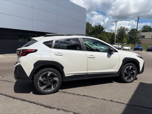 Used 2024 Subaru Crosstrek 2.5i Limited AWD/4WD image 3
