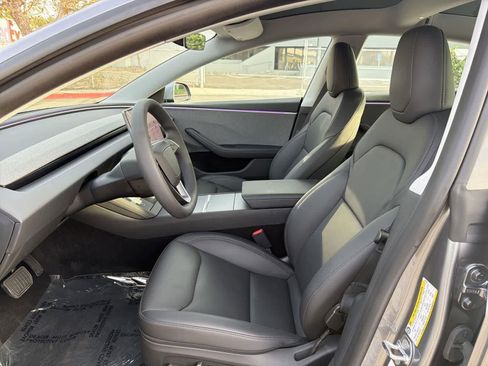 Used 2025 Tesla Model 3 Long Range image 25