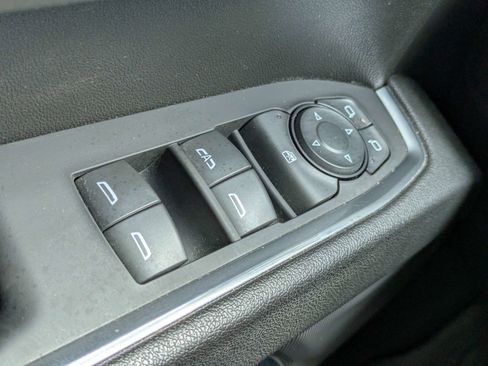 Used 2023 Chevrolet Silverado 1500 LT Trail Boss w/ Protection Package AWD/4WD image 12