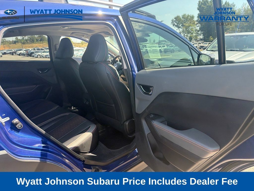 Used 2025 Subaru Crosstrek 2.5i Limited w/ Crosstrek Mirror Package AWD/4WD image 32