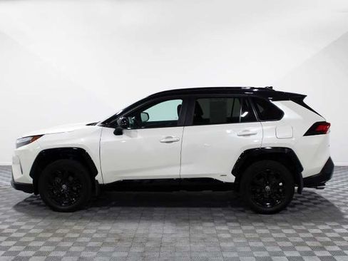 Used 2022 Toyota RAV4 XSE w/ XSE Grade Weather Package AWD/4WD image 3