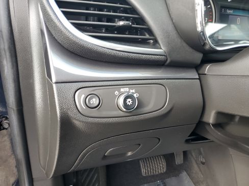 Used 2022 Buick Encore Preferred w/ Safety Package image 20