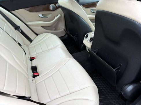 Used 2015 Mercedes-Benz C 300 4MATIC Sedan image 12
