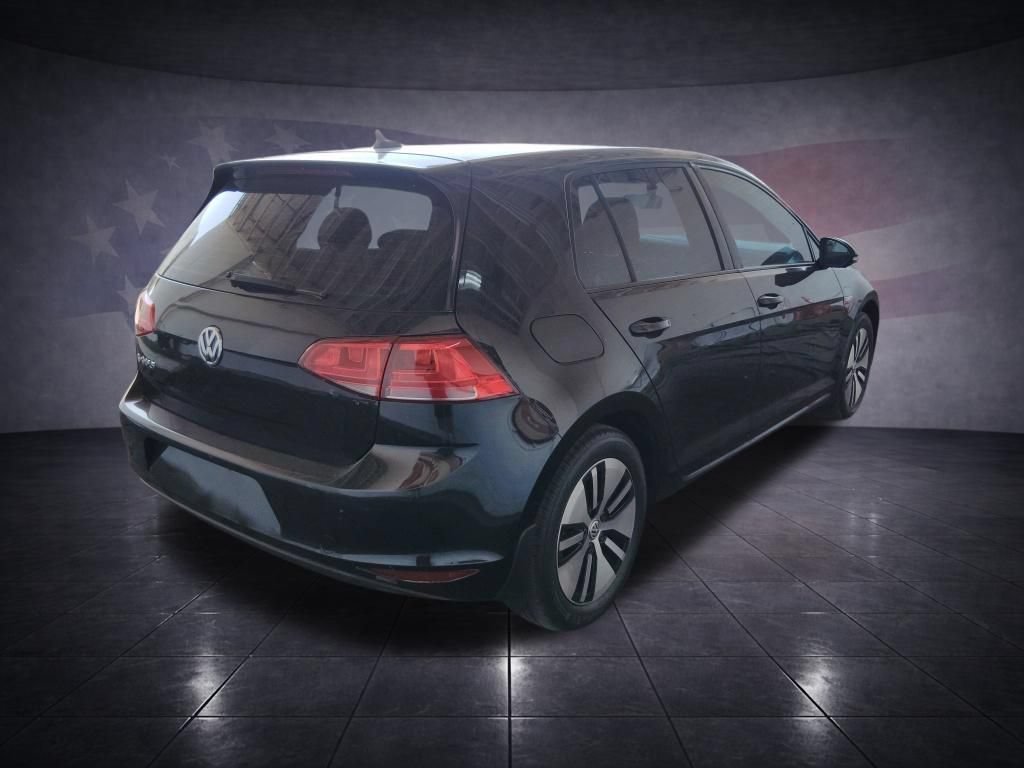 Used 2016 Volkswagen e-Golf SE w/ DC Fast Charging Package FWD image 5