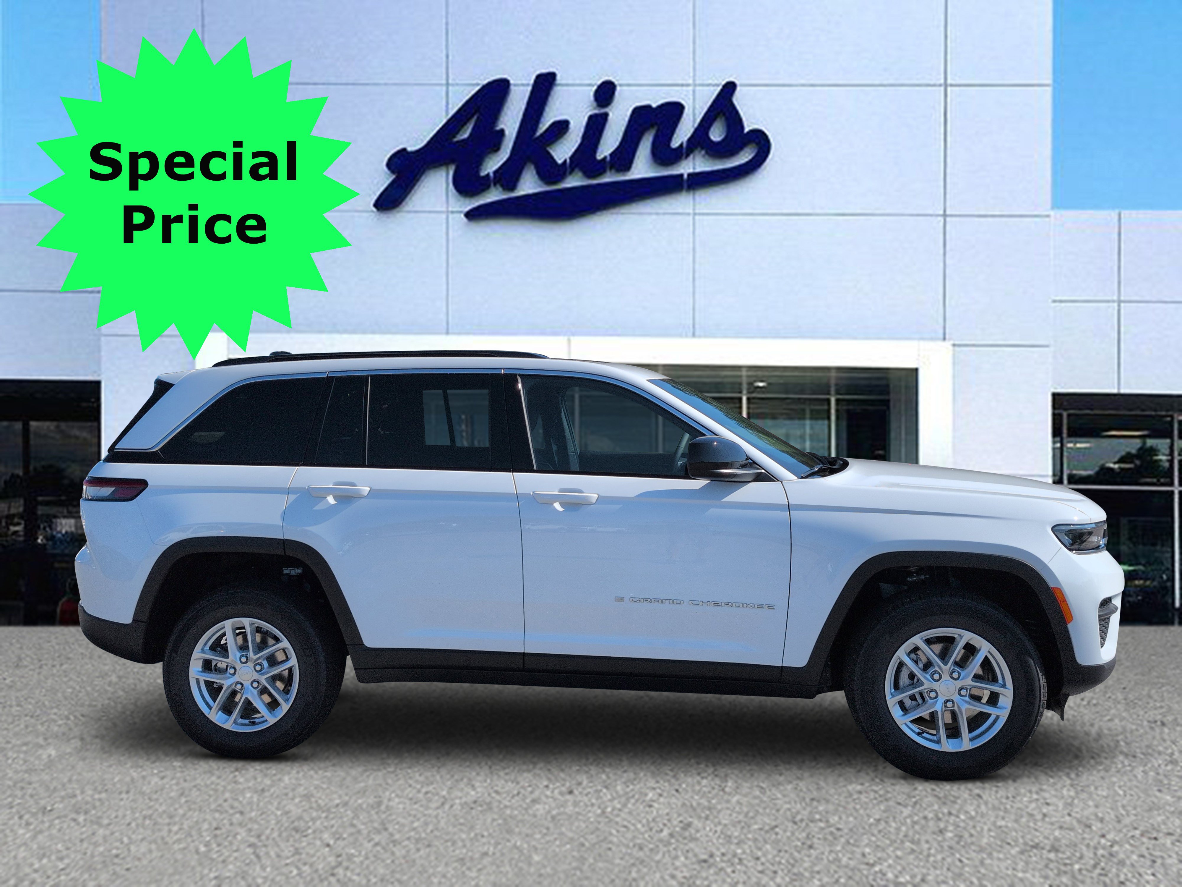New 2026 Jeep Grand Cherokee Laredo X RWD image 1