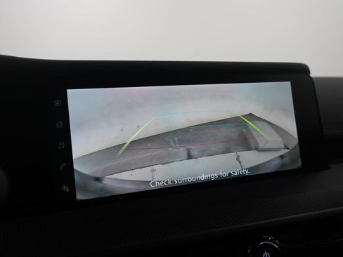 Used 2025 Nissan Murano SV AWD/4WD image 28