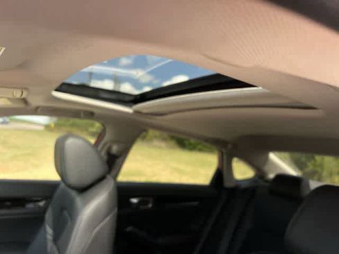 Certified 2024 Honda Civic Touring image 32