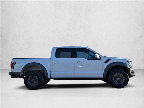 Used 2019 Ford F150 Raptor w/ Equipment Group 802A Luxury image 4