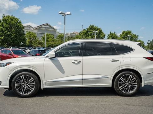Used 2025 Acura MDX SH-AWD w/ Advance Package image 4