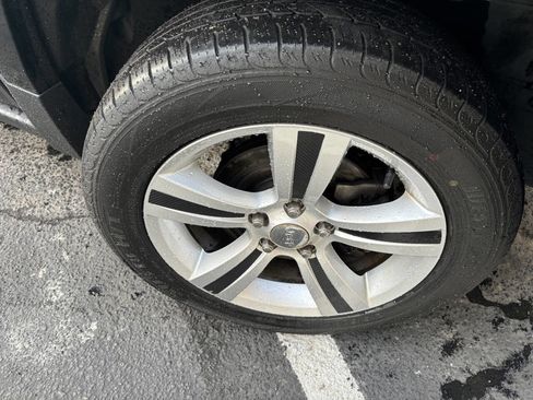 Used 2011 Jeep Patriot Latitude image 2