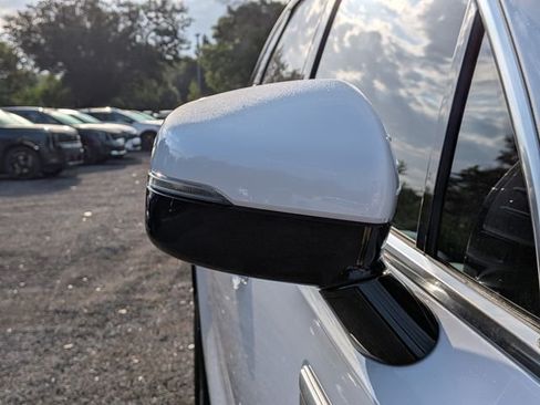New 2026 Kia Sorento LX FWD image 12
