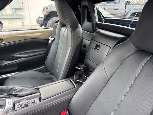 Used 2024 MAZDA MX-5 Miata RF Grand Touring image 11