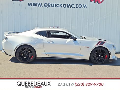 Used 2018 Chevrolet Camaro SS w/ Redline Edition RWD image 8
