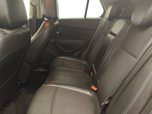 Used 2015 Chevrolet Trax LT w/ LT Plus Package AWD/4WD image 18