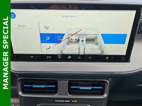 New 2025 Ford Maverick Lobo image 20