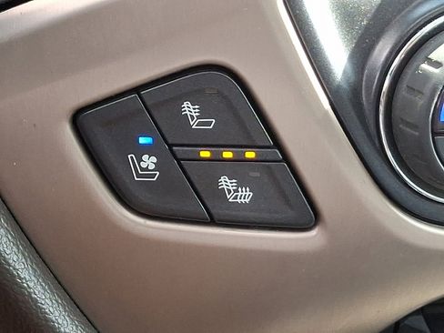 Used 2016 GMC Sierra 2500 Denali w/ Duramax Plus Package image 26