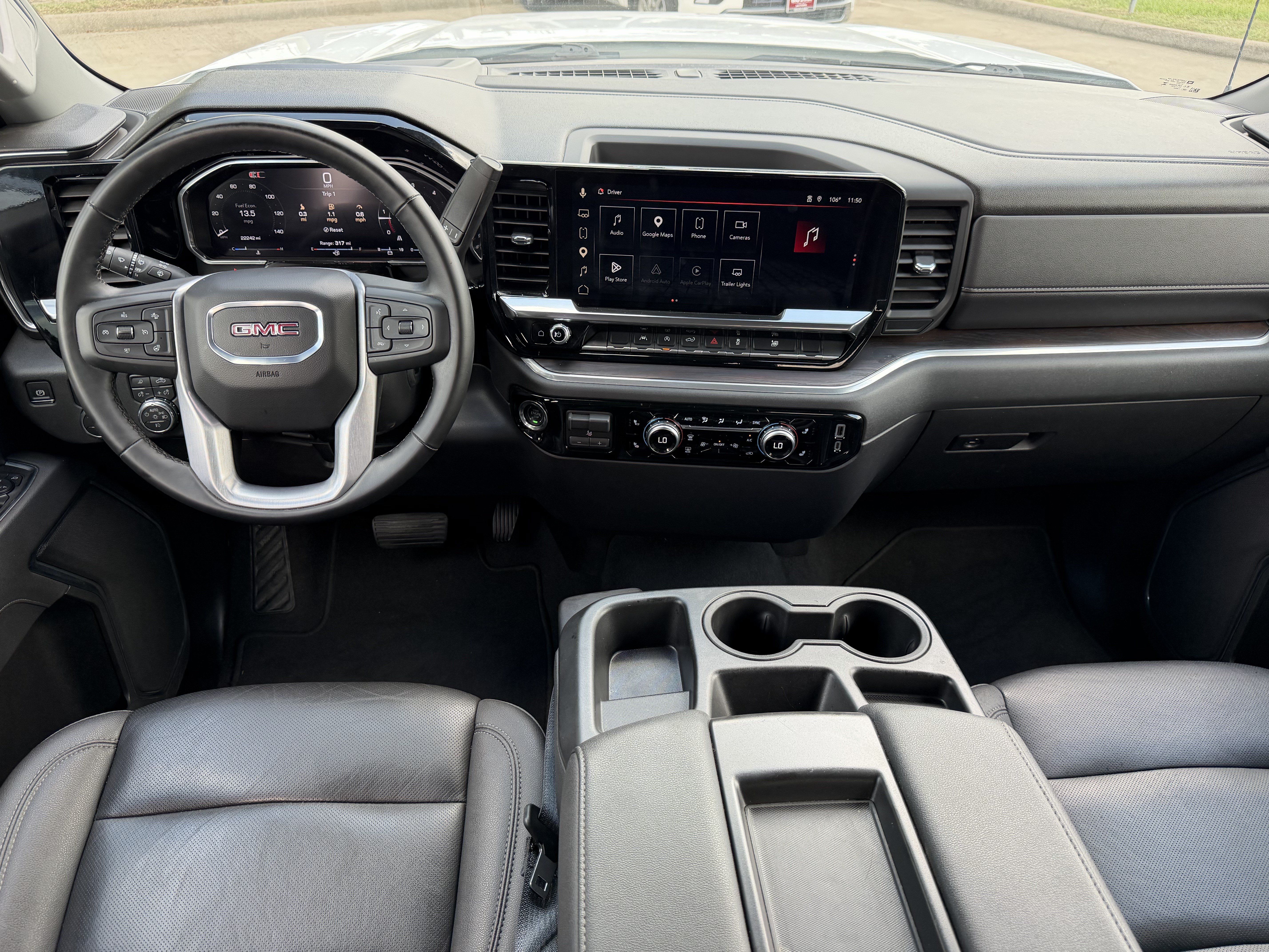 Used 2026 GMC Sierra 1500 SLT RWD image 10