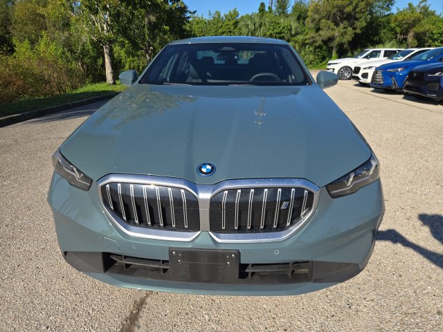 Used 2025 BMW i5 xDrive40 AWD/4WD image 8