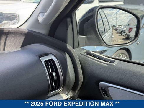 New 2025 Ford Expedition Max Active image 22