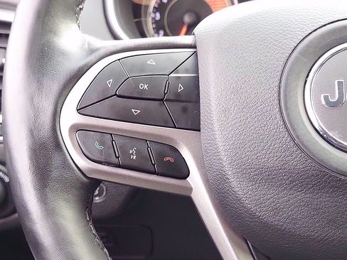 Certified 2019 Jeep Cherokee Limited image 20