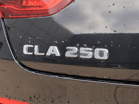 Used 2023 Mercedes-Benz CLA 250 image 26