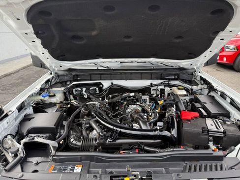 Used 2022 Ford Bronco Wildtrak image 35