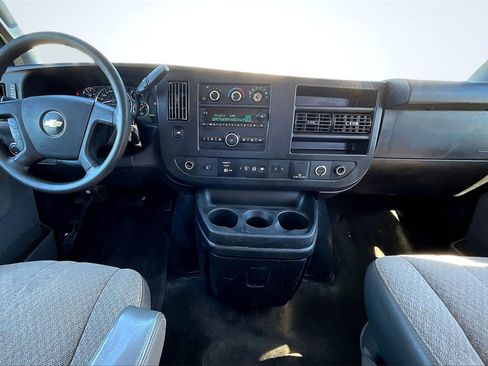 Used 2019 Chevrolet Express 3500 LT w/ LT Preferred Equipment Group image 16