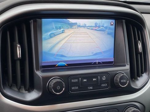 Used 2018 Chevrolet Colorado LT w/ LT Convenience Package image 20