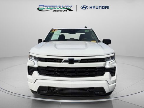 Used 2023 Chevrolet Silverado 1500 RST image 2