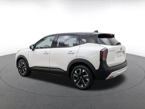 Used 2026 Nissan Kicks SV w/ Cold Weather Package AWD/4WD image 7