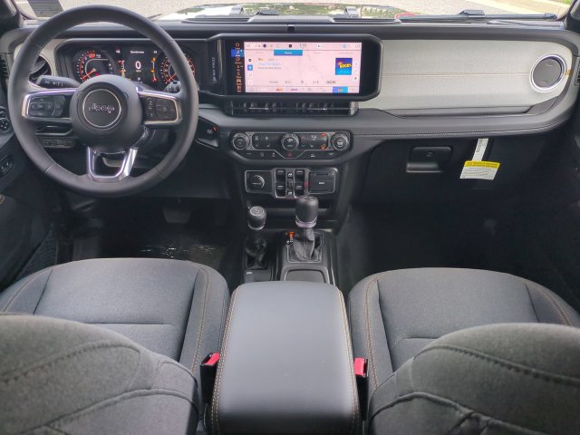 New 2026 Jeep Wrangler Unlimited Sahara w/ Technology Group AWD/4WD image 15